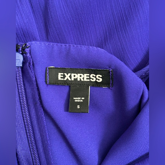 Express Ruffle Maxi Dress - Picture 3 of 6